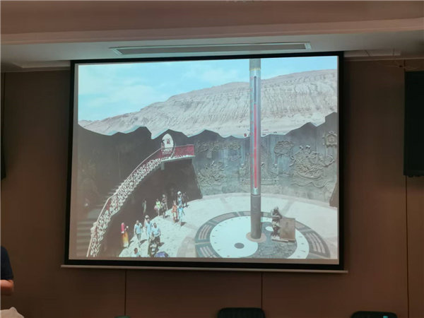 “金色胡杨 南疆盛景”秋摄漫旅行空调专列13日游