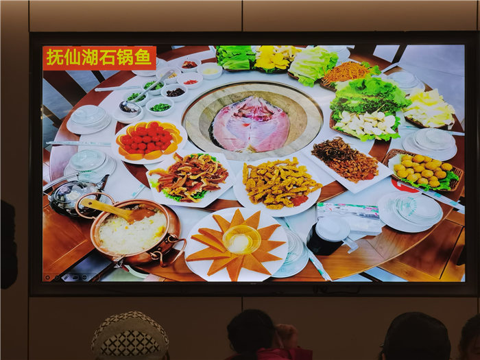 绵阳Cmp冠军沐日旅行社举行2025年哀劳山自驾宣布会